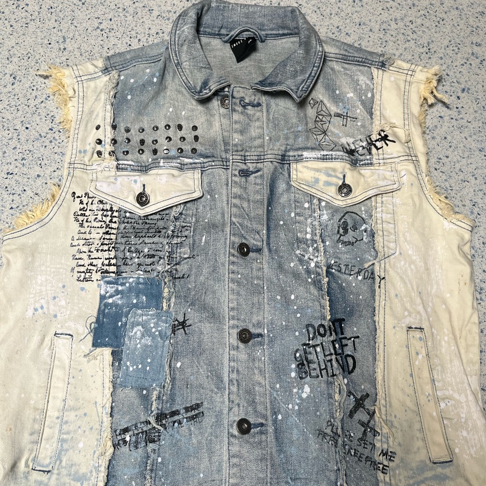 Stylish Denim Vest with Artistic Patches